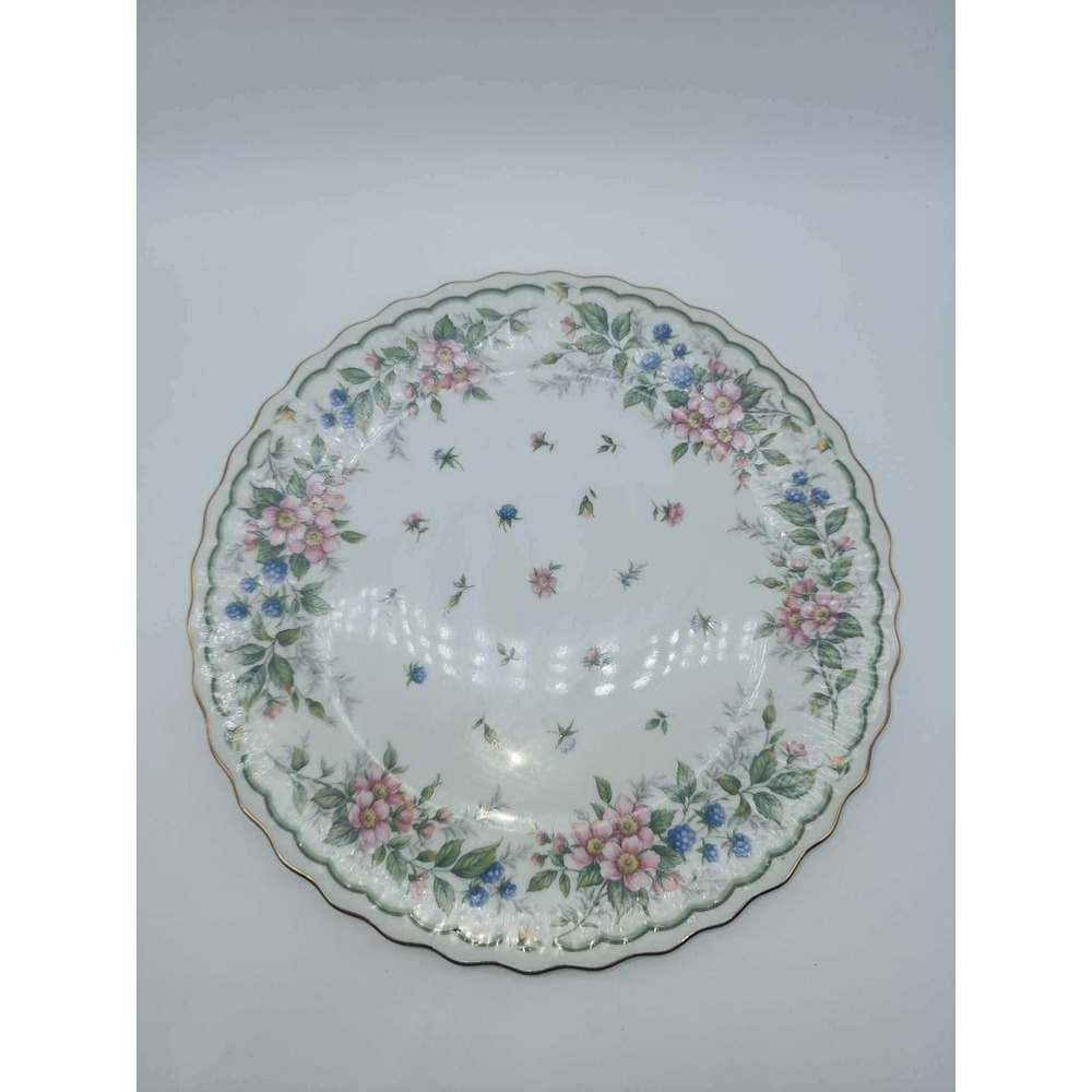 Andrea by Sadek Floral Berry Scalloped Dinner Plate Gold Rim Made in Japan 10.5"